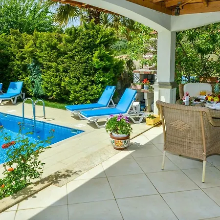 Calis Beach Holiday With Private Pool Villa Fethiye